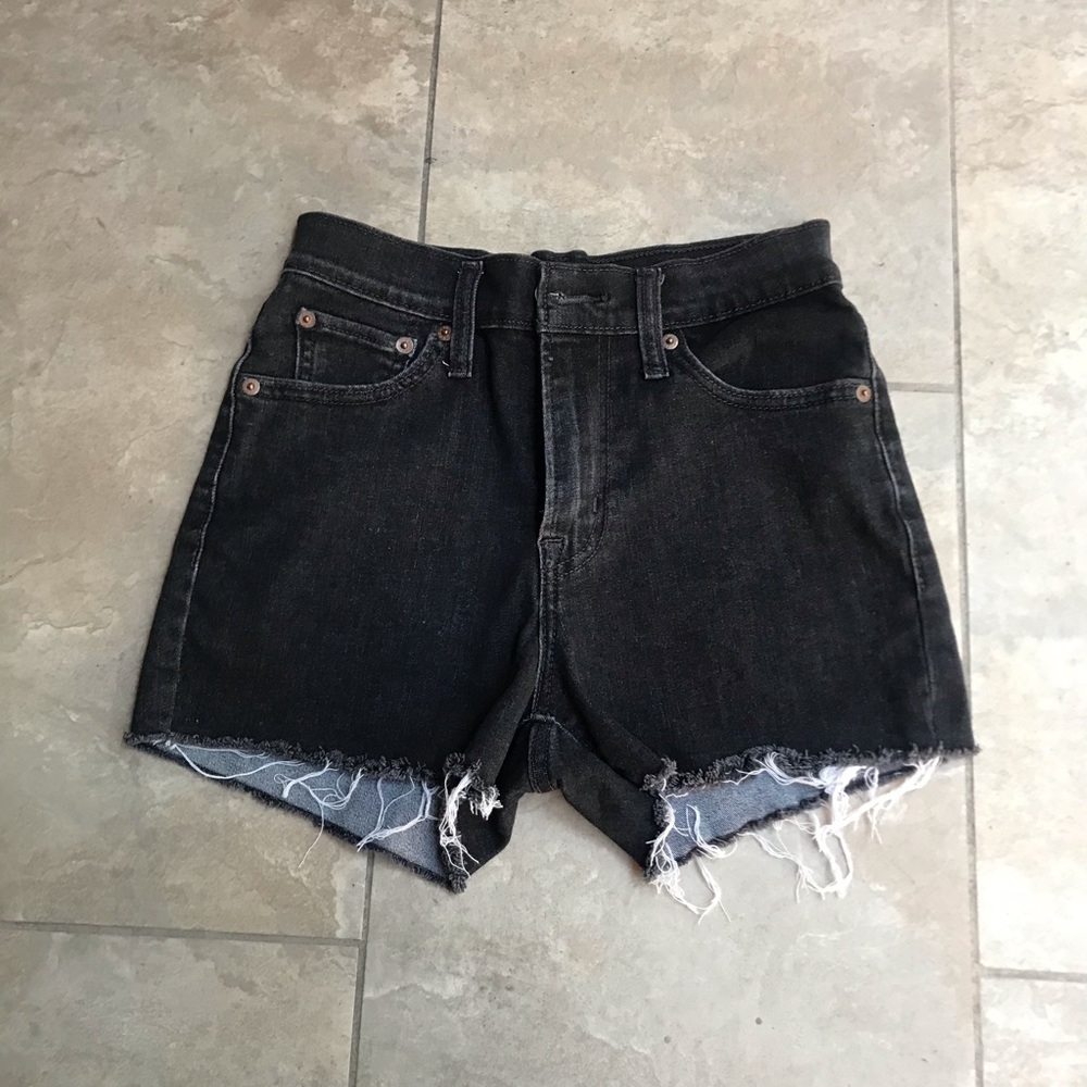 levi shorts